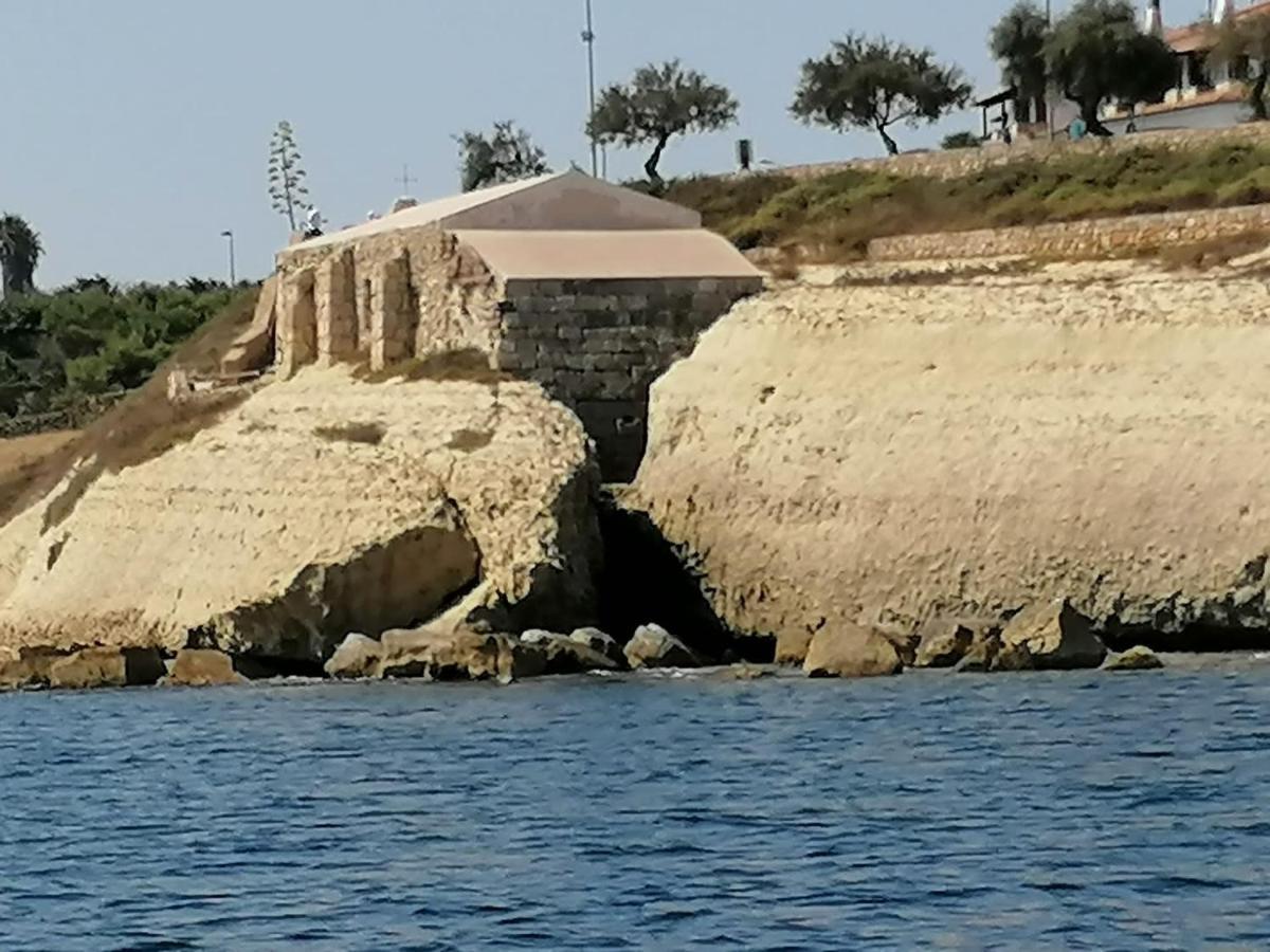 Il Posto Nascosto Bed & Breakfast Porto Torres Luaran gambar